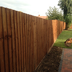 garden privacy fencing gloucestershire